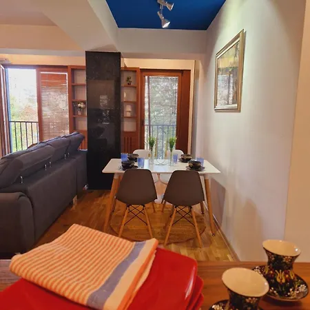 Апартаменты Kamche Lux *