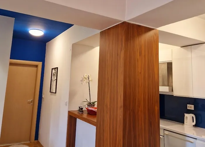 Apartment Kamche Lux