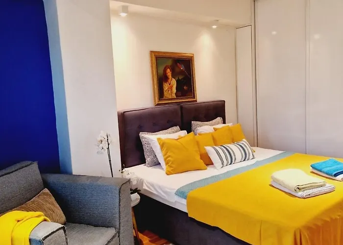 Apartment Kamche Lux *